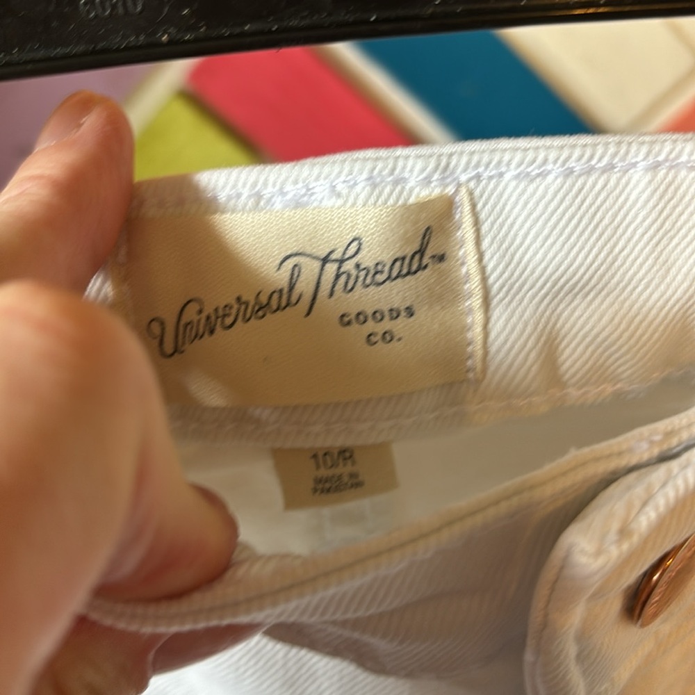 Universal Thread jeans - Picture 3 of 8